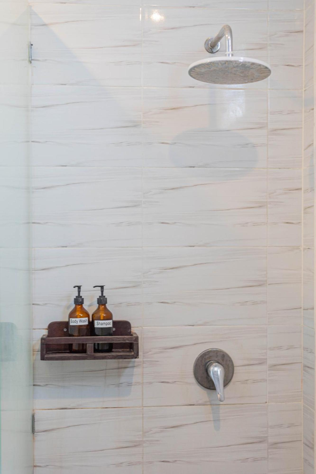 Frangipani House And Spa By Ecommerceloka Canggu  Ngoại thất bức ảnh