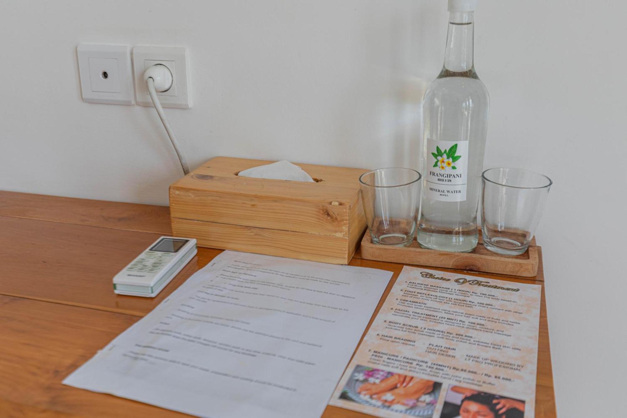 Frangipani House And Spa By Ecommerceloka Canggu  Ngoại thất bức ảnh